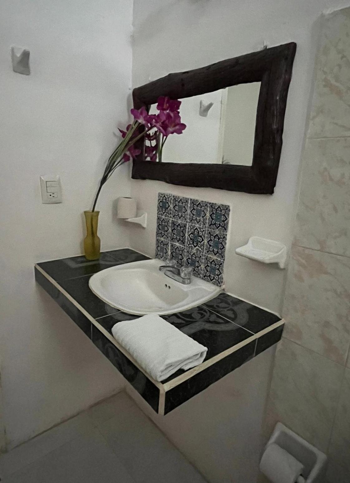 La Casa De Angel Valladolid Ngoại thất bức ảnh