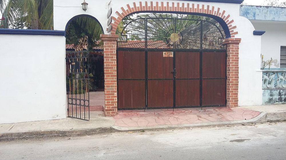 La Casa De Angel Valladolid Ngoại thất bức ảnh